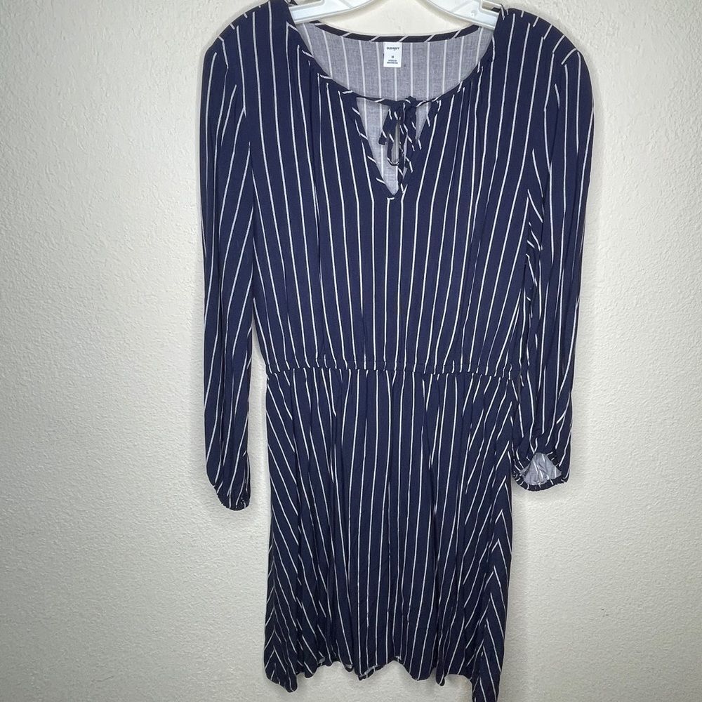 Old‎ Navy Dress - Picture 5 of 7